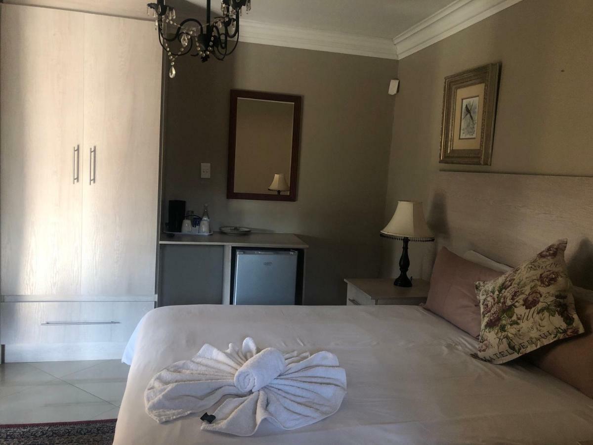 Sunrise Boutique Hotel Witbank Kültér fotó
