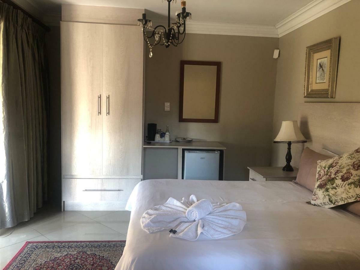 Sunrise Boutique Hotel Witbank Kültér fotó